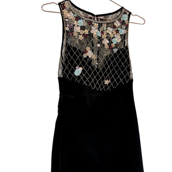 PARKER BLACK Floral Beaded Rouched Side Black Dress - Picture 6 of 12